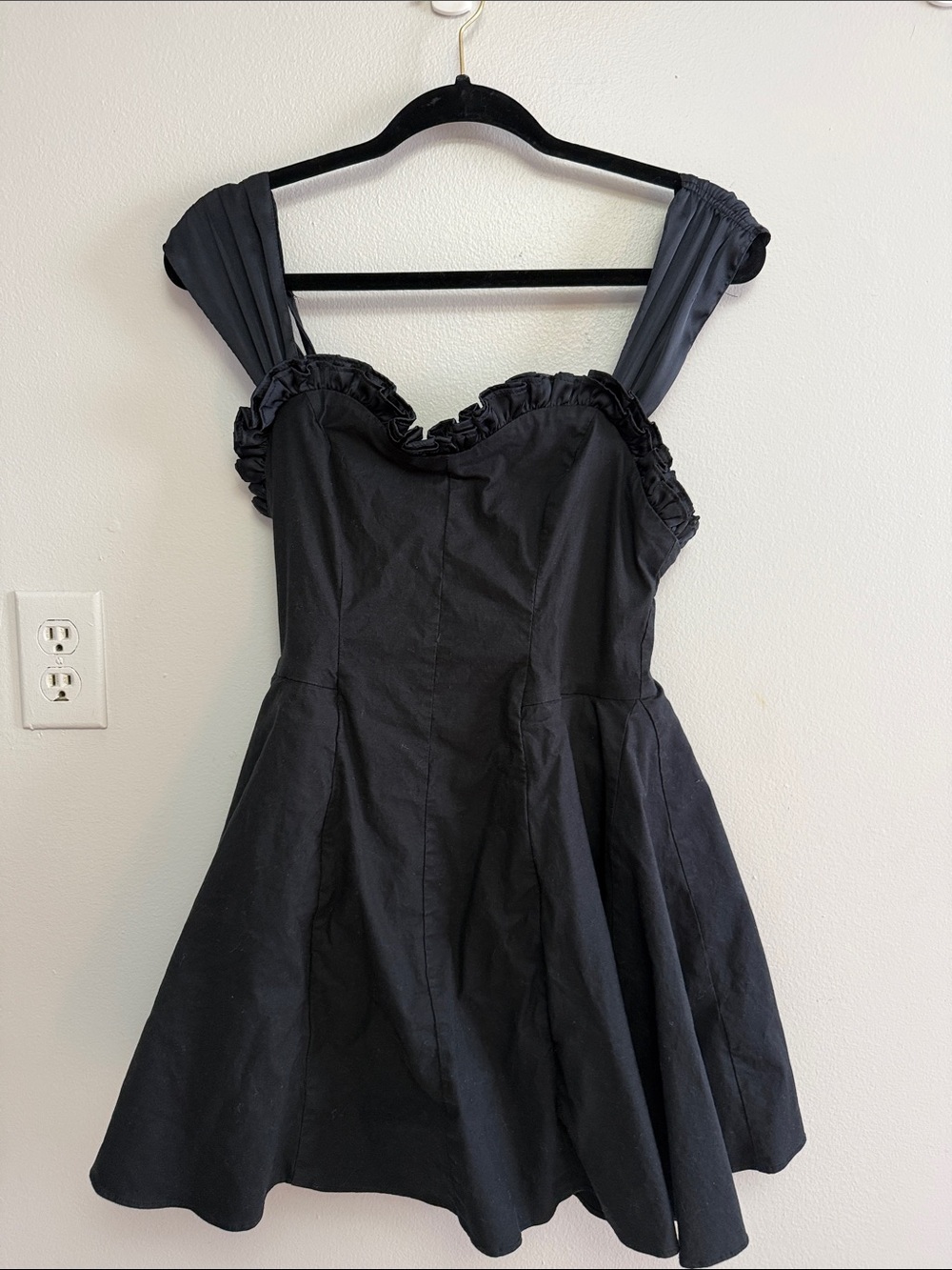 Black Ruffle-Edge Heart Neckline Mini Fit & Flare Skater Dress - Picture 2 of 3